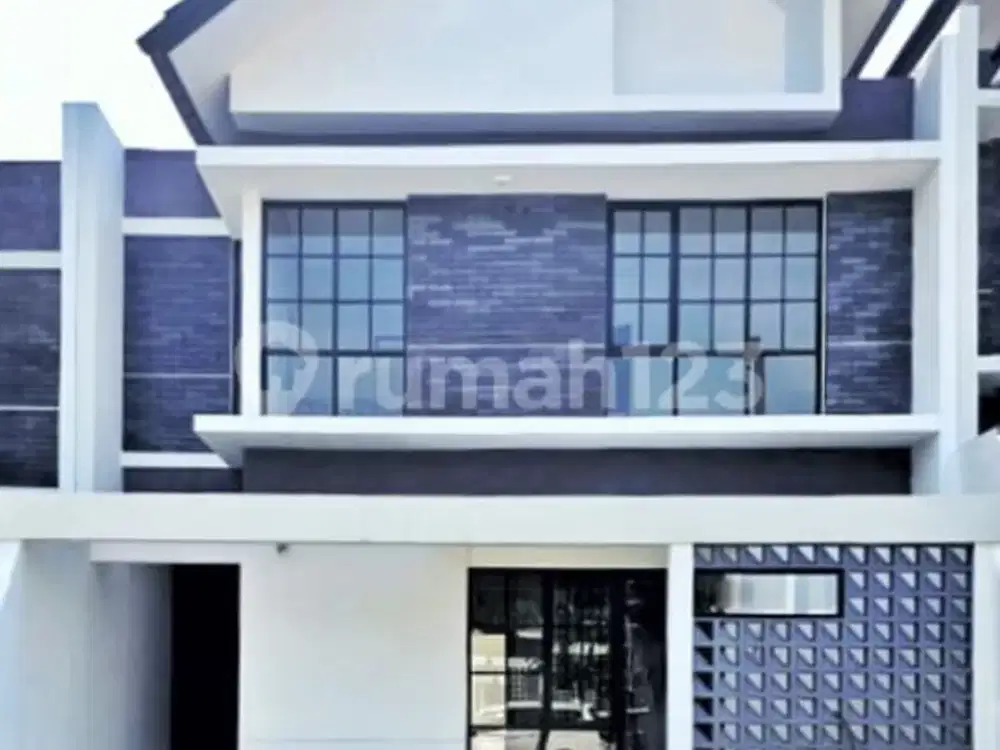 Rumah Dua Lantai Bagus Strategis di Bsb Mijen A5351