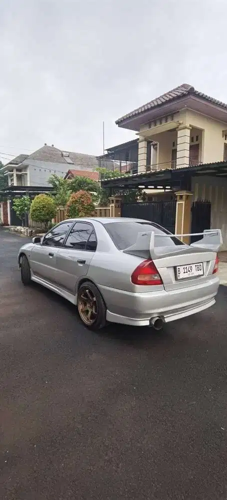 Mitsubishi Lancer Evolution 1997 Bensin