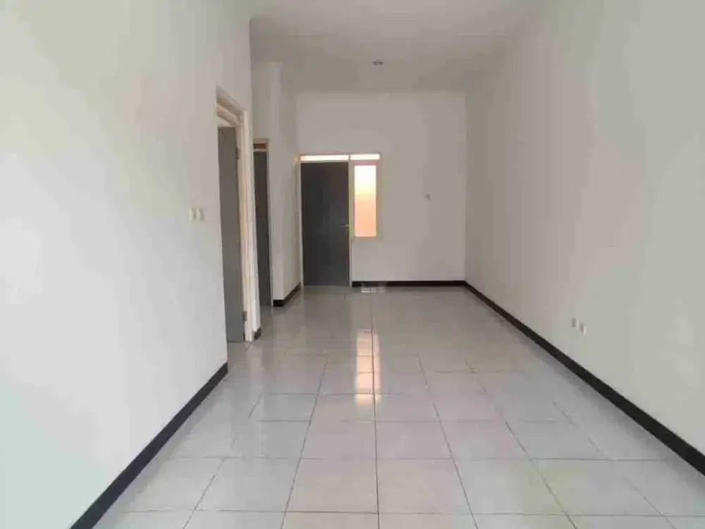 Jual Rumah TKI 3 Blok E Bandung SHM – LT 84 m², 2 KT, 900jt
