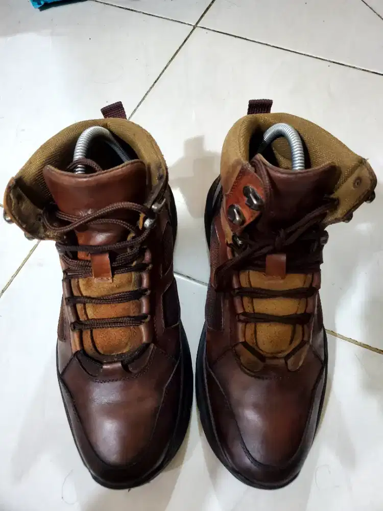 Sepatu Outdoor Biker Kulit Asli Otiv Size 41/26