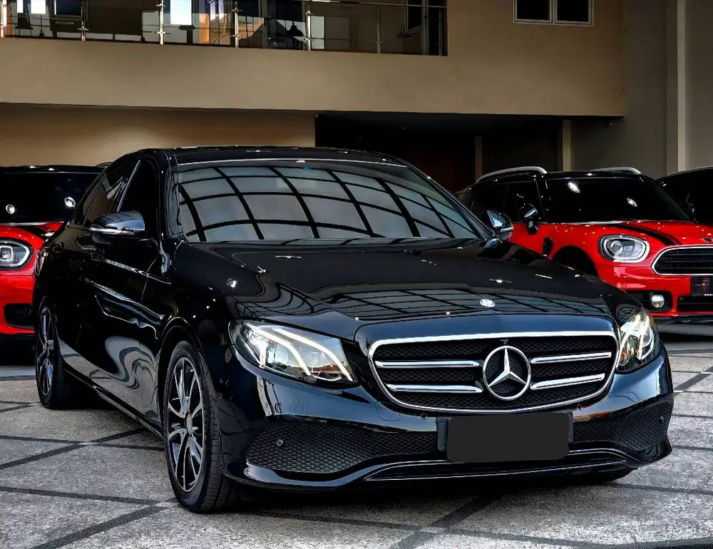 KM 20 RB!! MERCEDES BENZ E 300 W213 PANORAMIC AVANTGARDE PK 2017 E300