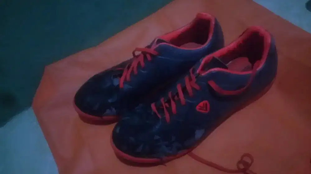 Sepatu futsal Vegeto teballlll