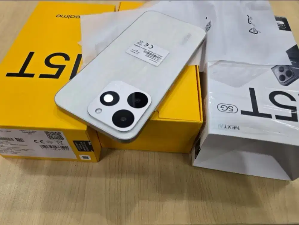 REALME 15T 5G 128 GB & 256 GB