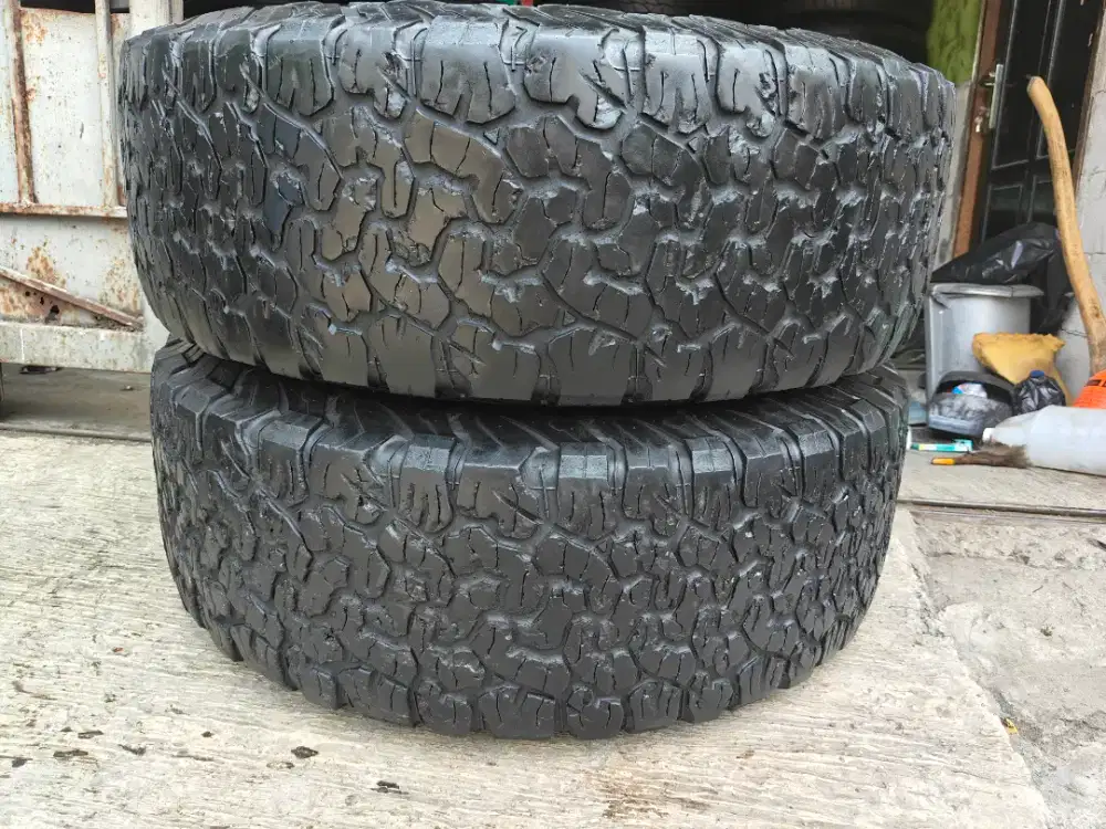 Jual ban Mrek BF goodrich T/A ko2 All-terrain ukuran 285 70 17 2pcs