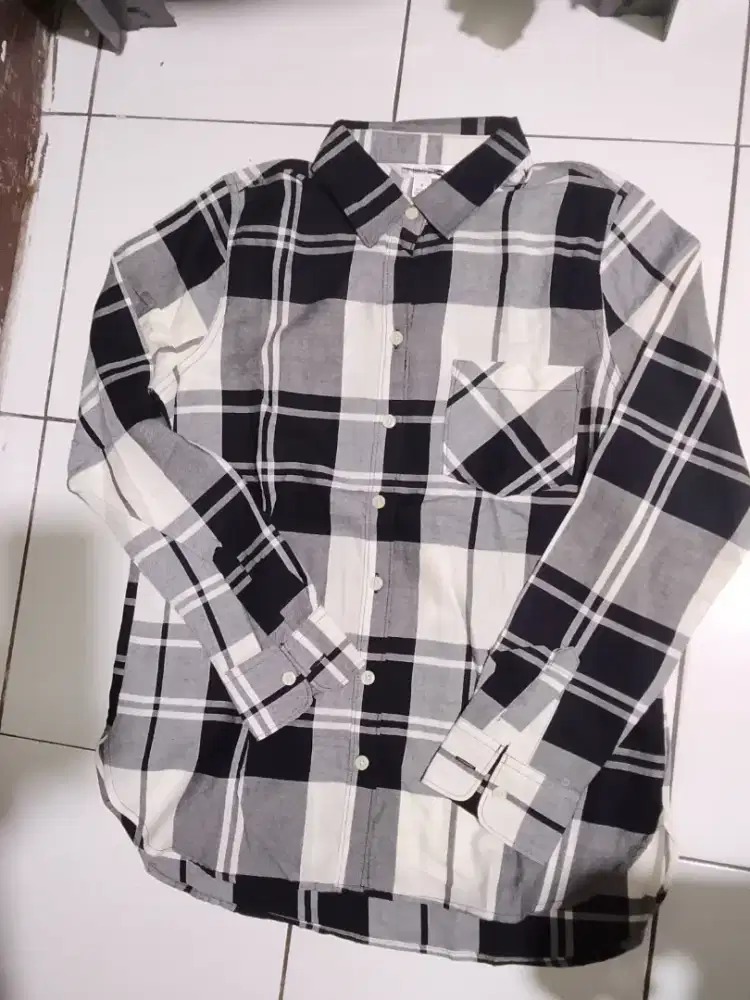 Croft n borrow size s,kondisi baru, jual 80k