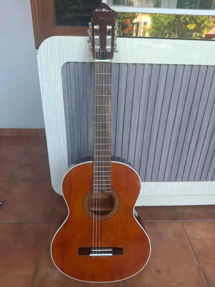Gitar Allegro baru blm dipakai