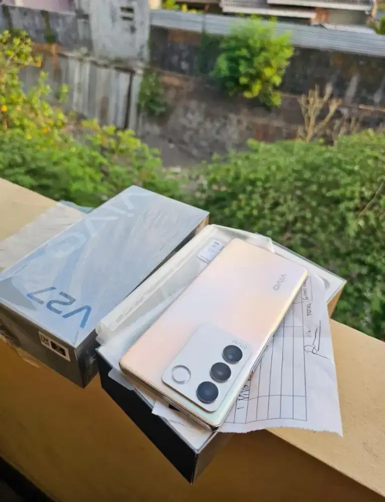 VIVO V27 5G 256 GB