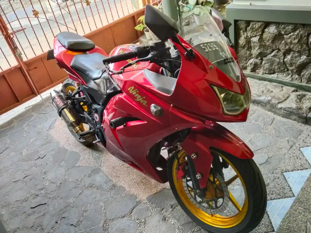 Kawasaki Ninja 250 Tahun 2012