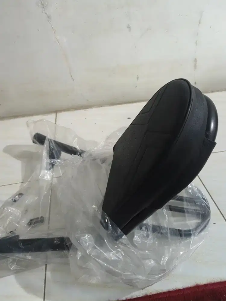 Sandaran jok motor