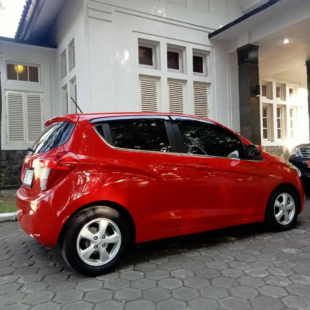 KM 60.000 Chevrolet Spark 1.4 LTZ 2017 AT, mulus seperti baru
