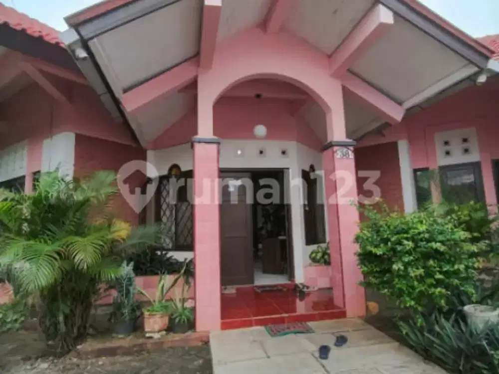 Rumah Siap Huni Bagus Strategis di Semarang Selatan A5556