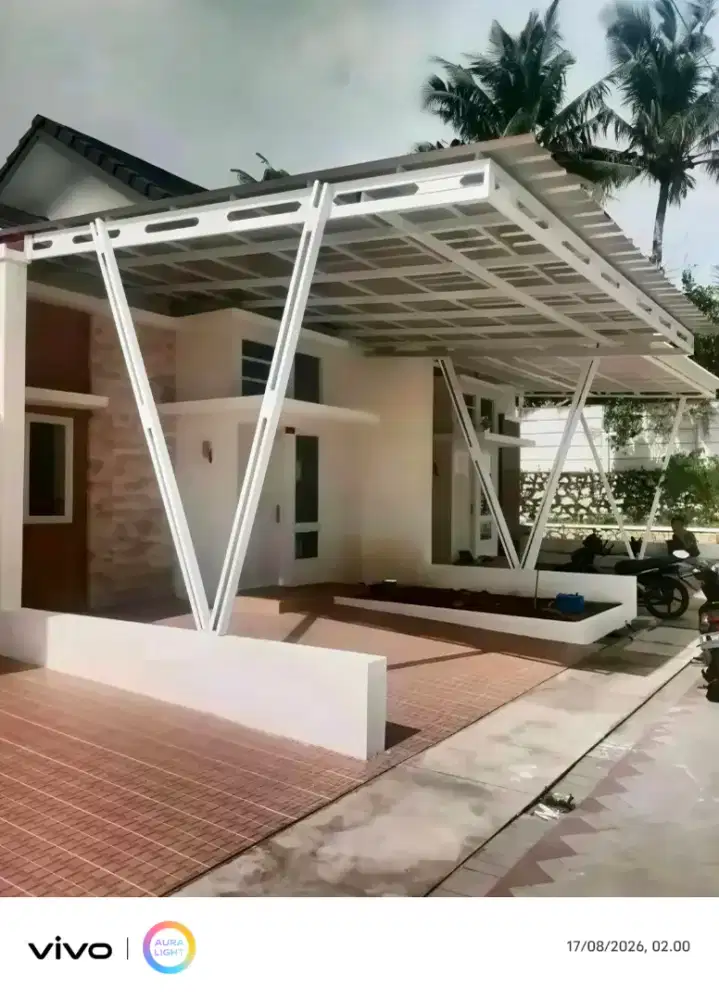 Kanopi baja ringan dan garasi
