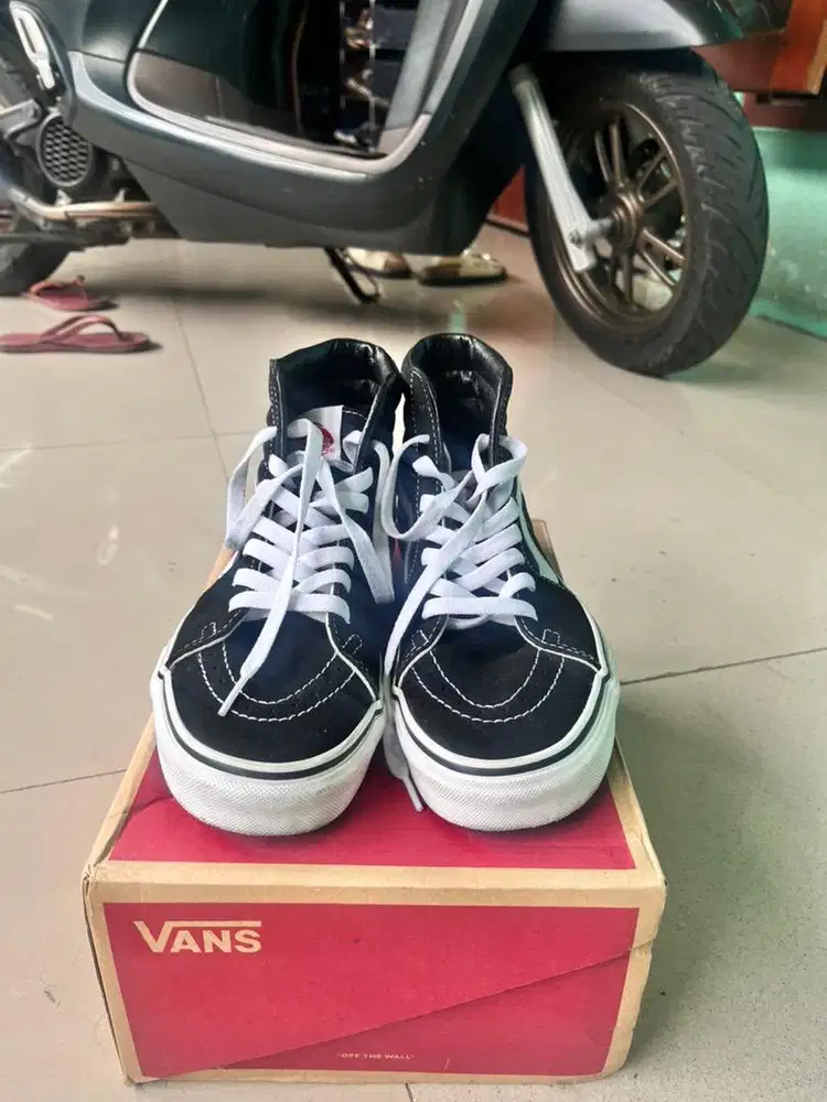 Vans Sk8 Hi Black & White