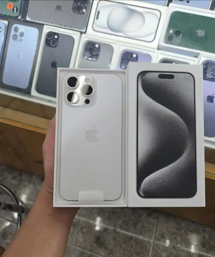 iPhone 15 PRO 256 GB