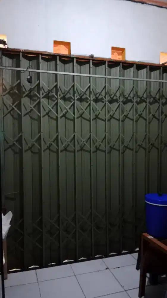 Rollingdor rolling dor pintu besi pintu toko
