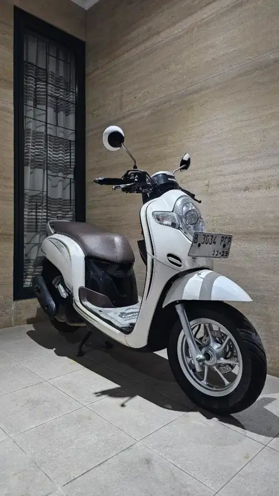 HONDA SCOOPY DONAT 2018
