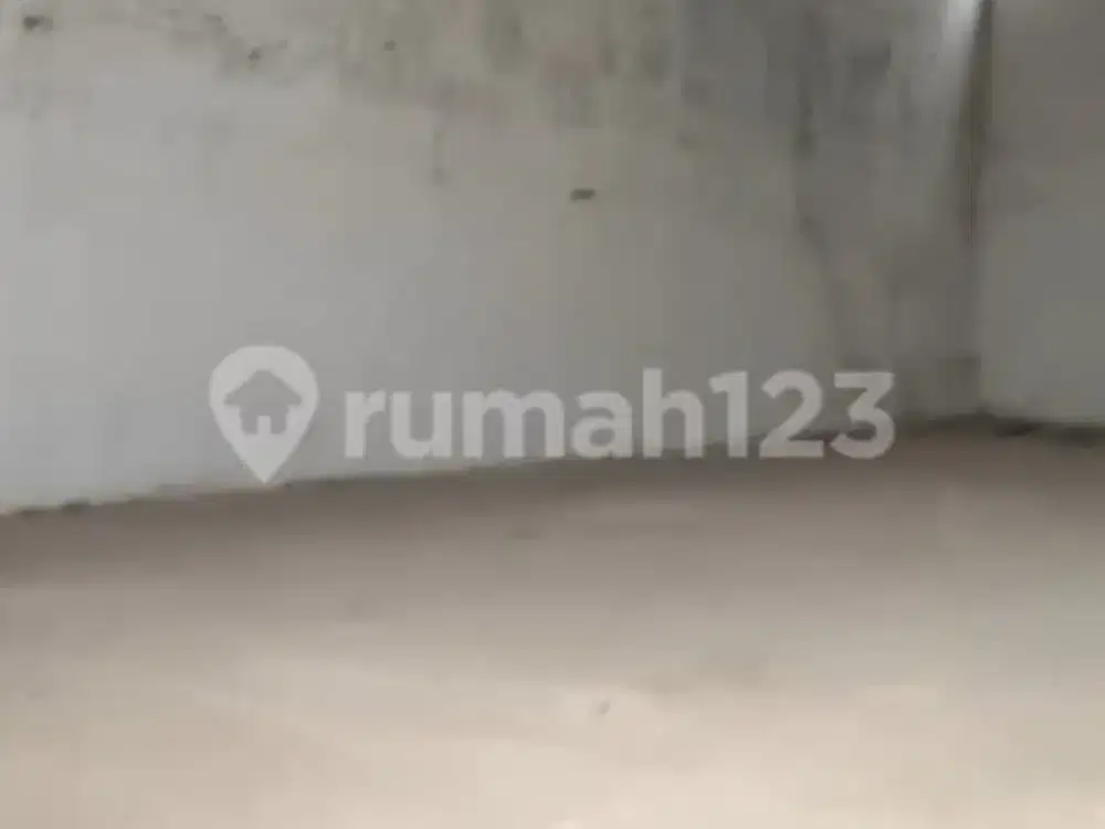 Gudang Siap Pakai Cipondoh