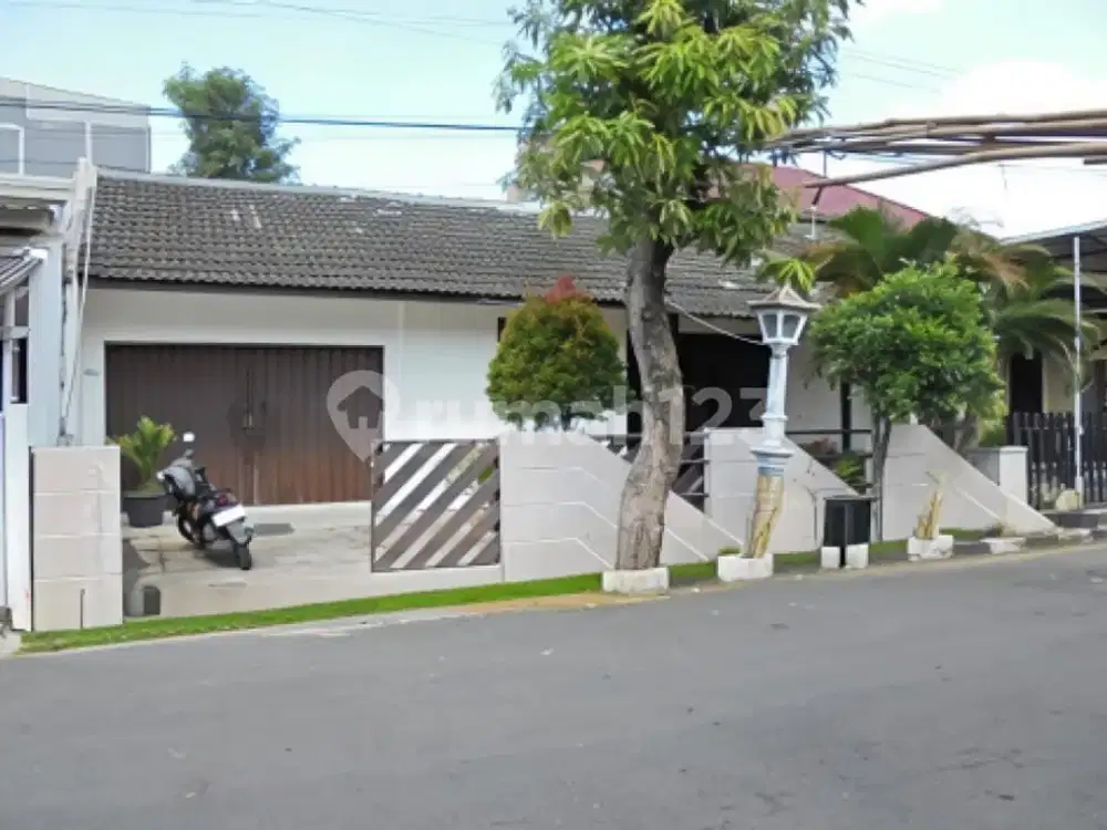 Rumah Bagus Siap Huni di Pedurungan A5637