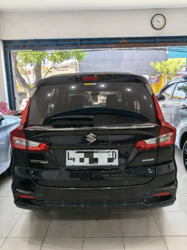 Suzuki Ertiga GX Hybrid 2023 Matic Hitam Mulus Tanpa PR