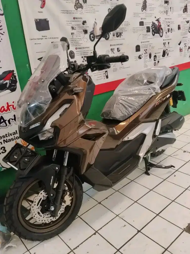 HONDA ADV 160 ROADSYNC
