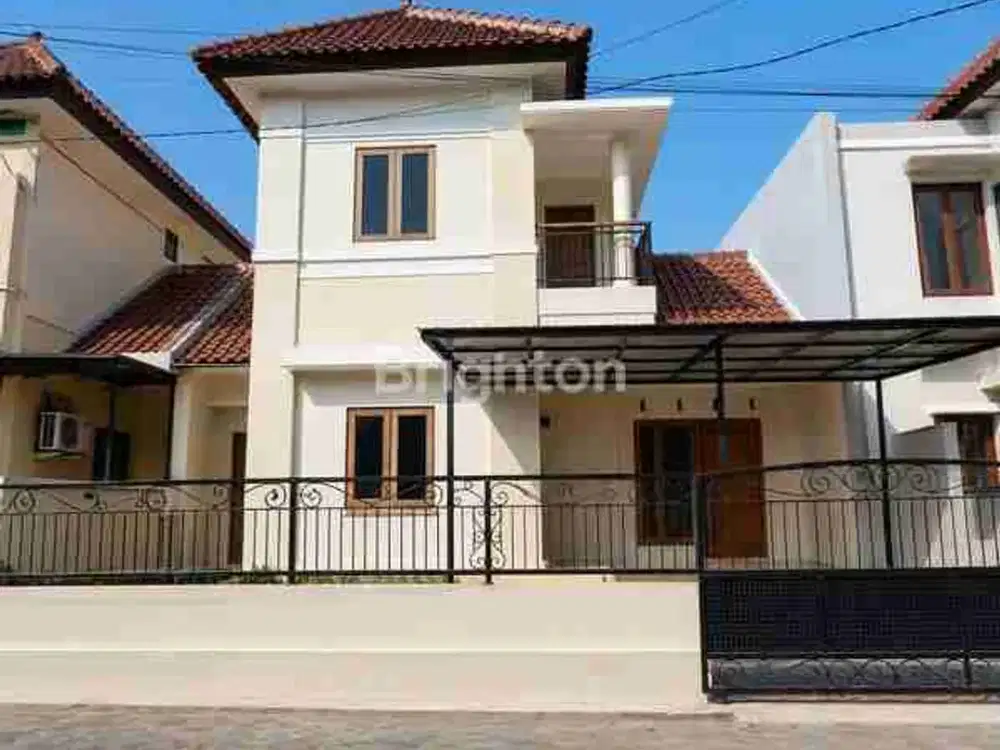 DIJUAL RUMAH SANGAT STRATEGIS DEKAT PESONA MERAPI DAN UII DI JL.KALIURANG