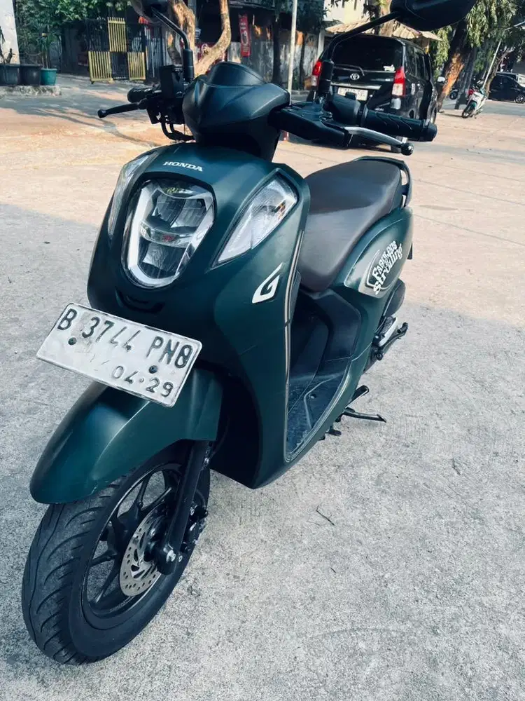 Honda Genio Fabulous 2024 Ban Donuts