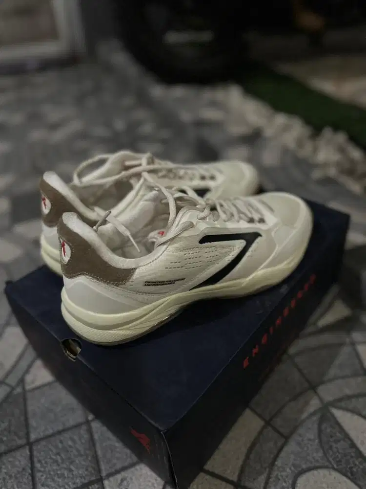 Septu padel tenis brodo active stance lokal pride