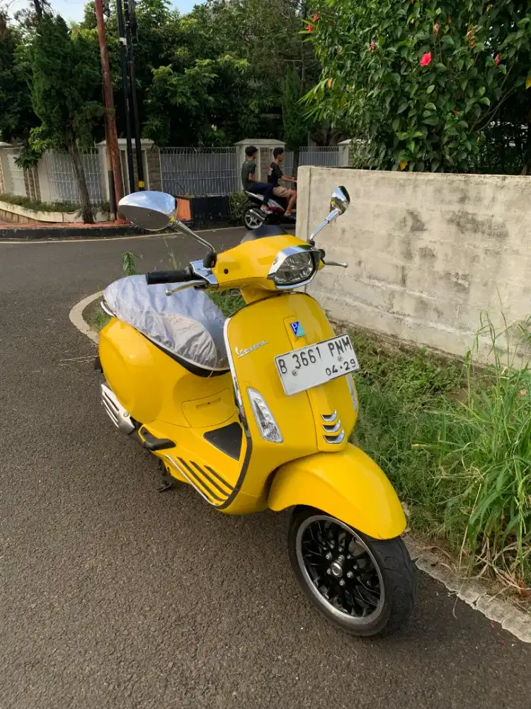 Vespa sprint 150 iget Abs 2023 pemakaian 2024