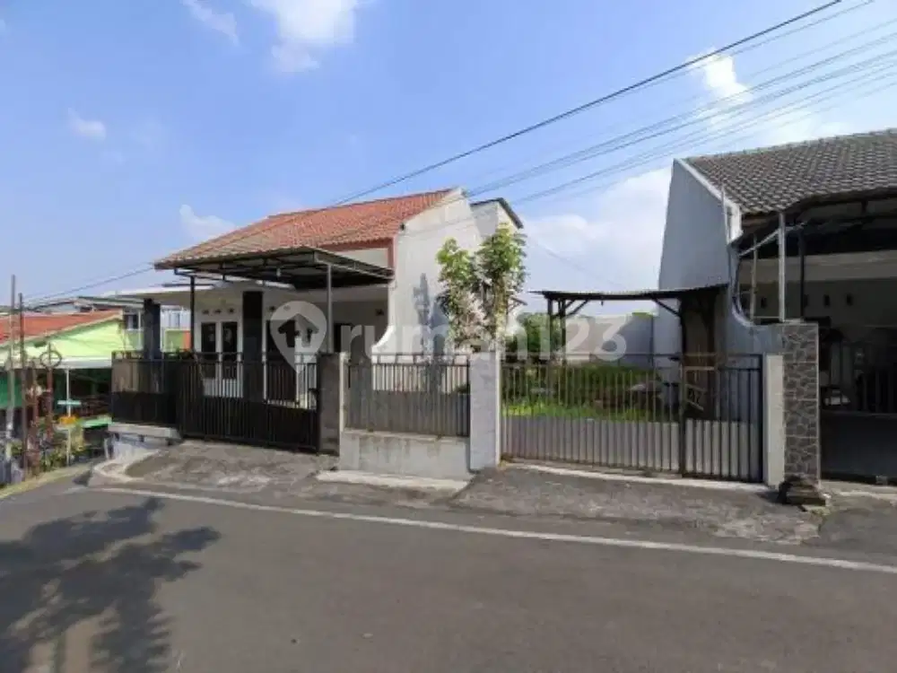 Rumah dan Tanah Siap Huni Strategis di Semarang Barat A5822