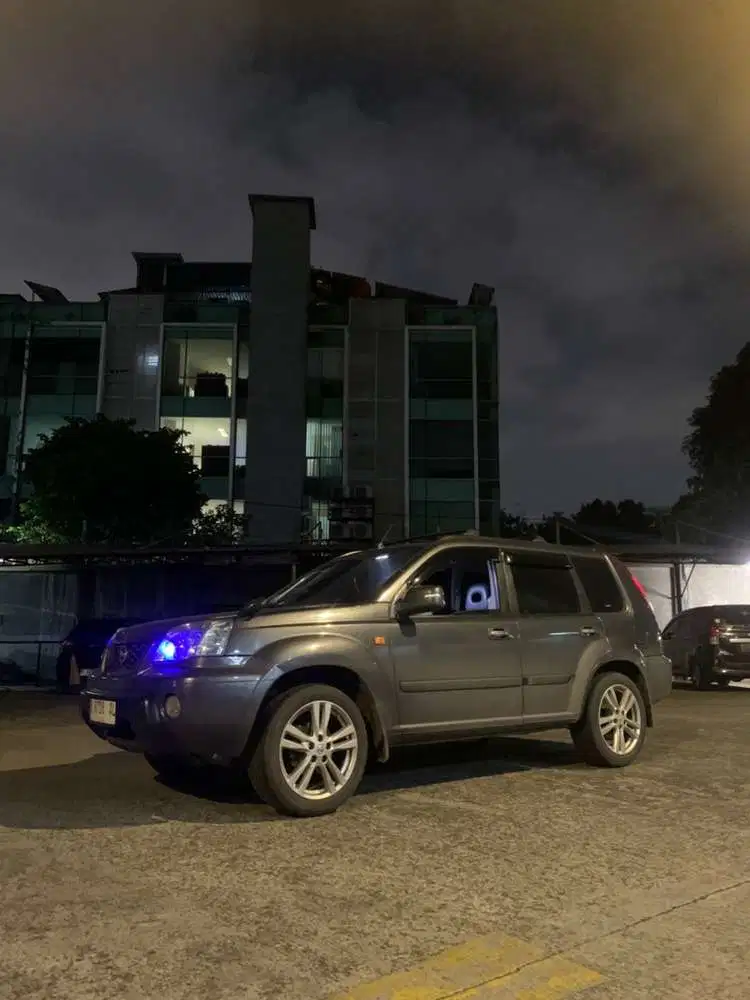Nissan X-Trail 2005 Bensin