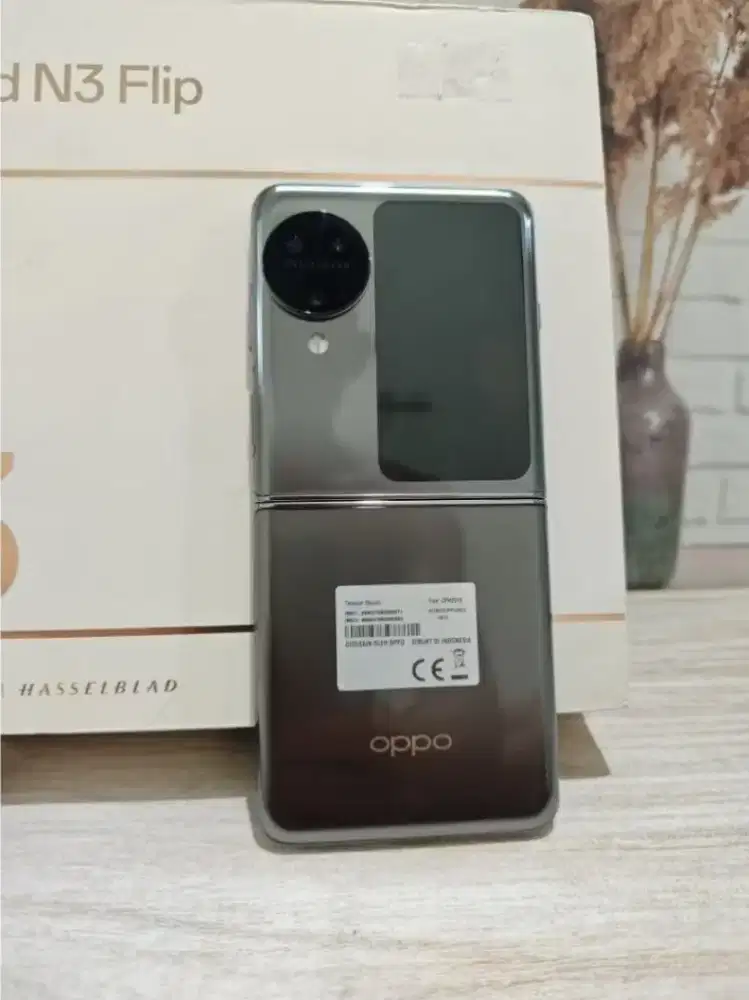Oppo Find N3 Flip 12/256GB Ex Garansi Resmi