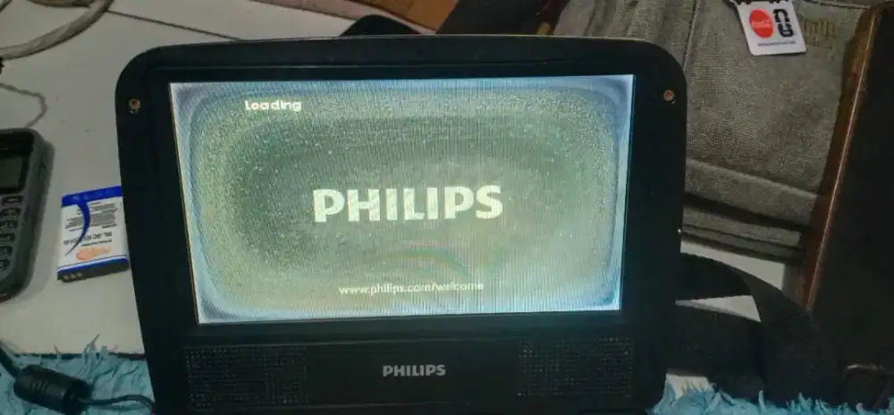 Dijual DVD player Philips normal nyala minus lcd kerut minat pm