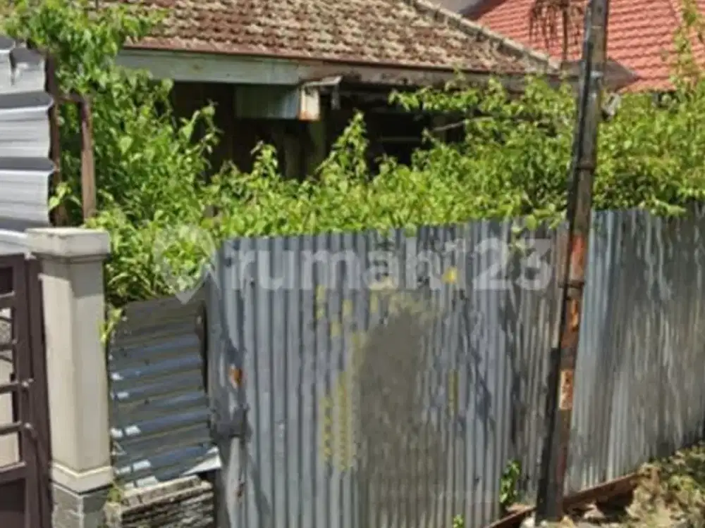 Rumah Lama Hitung Tanah di Sayap Riau pusat Kota Bandung