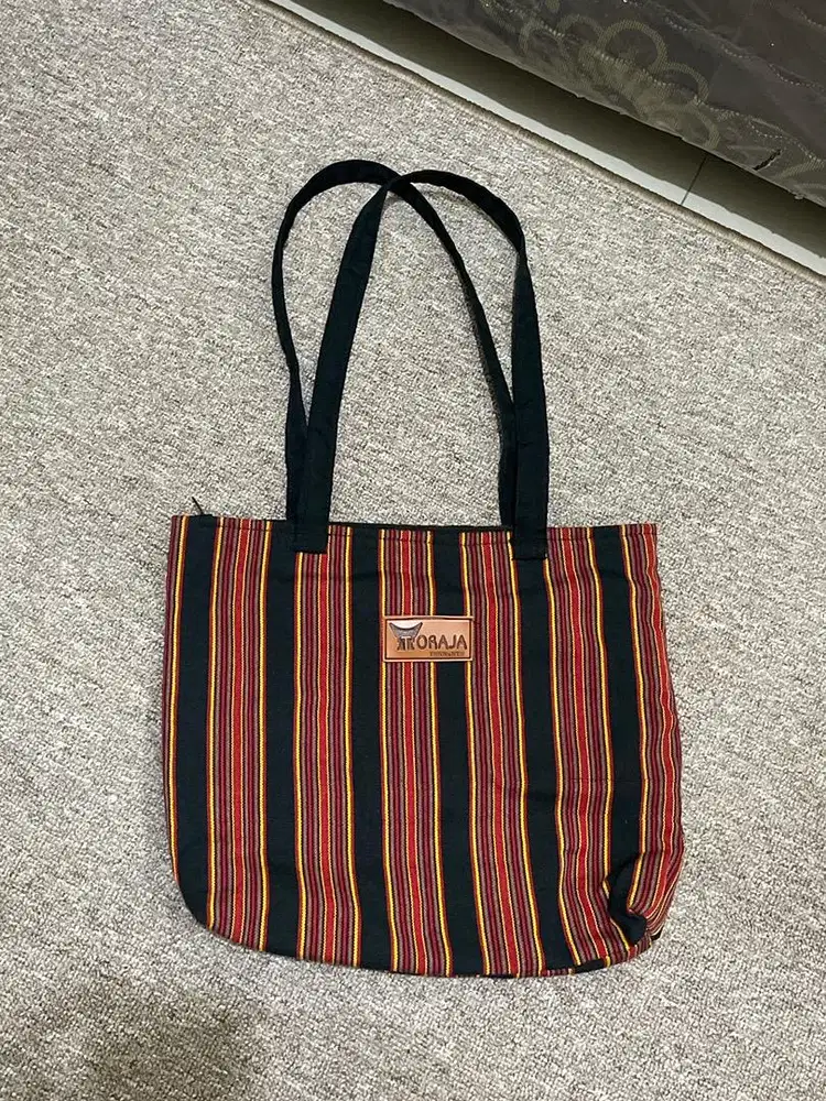 Baju kemeja, baju crop, tas etnic