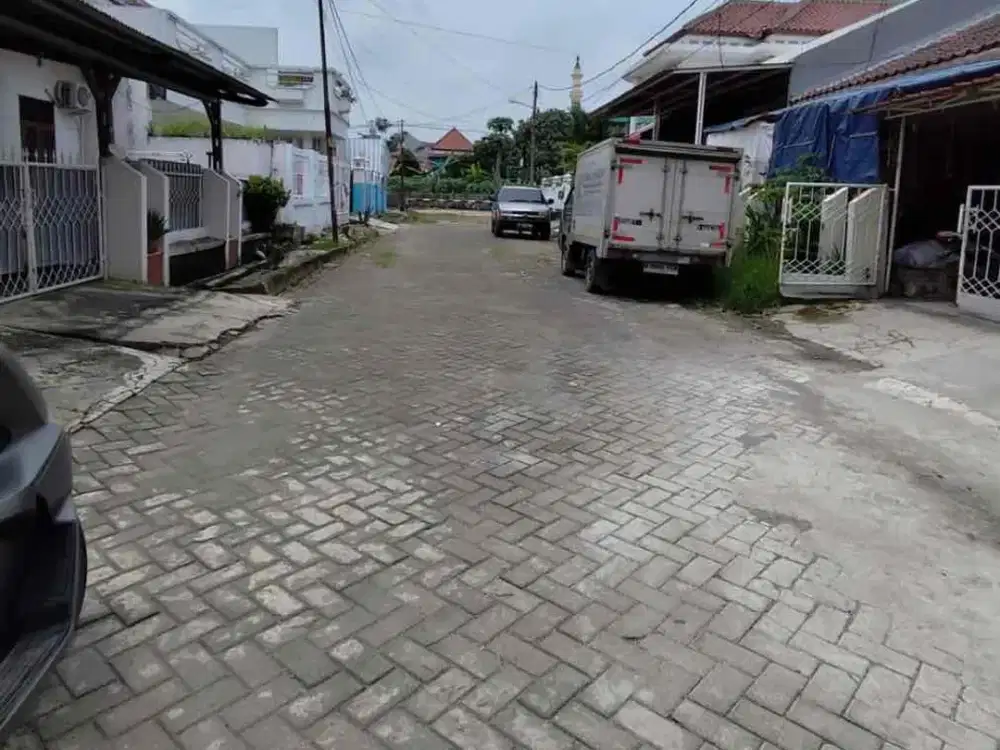 RUMAH COMPACT 2 LANTAI 3 KT DI HARAPAN INDAH BEKASI — SHM & SIAP HUNI