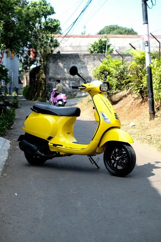 PIAGGIO VESPA S 125 IGET FACELIFT 2022 TERMURAH BERGARANSI MESIN 1 THN
