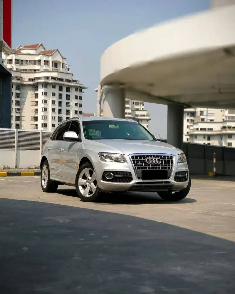 (TDP 45JT) LOW KM 87 RB ! AUDI Q5 2.0 TFSI AT 2010 SILVER ! TERAWAT !