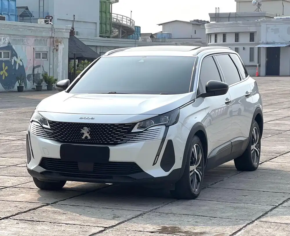 Peugeot 5008 Allure Plus Facelift 2022 / Odo 31rbu Miles