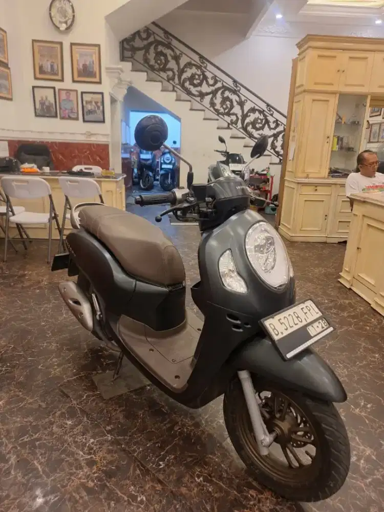 Hub ima dp 1.5 jt SCOOPY PRESTIGE 2023 . KTP DAERAH bisa kredit
