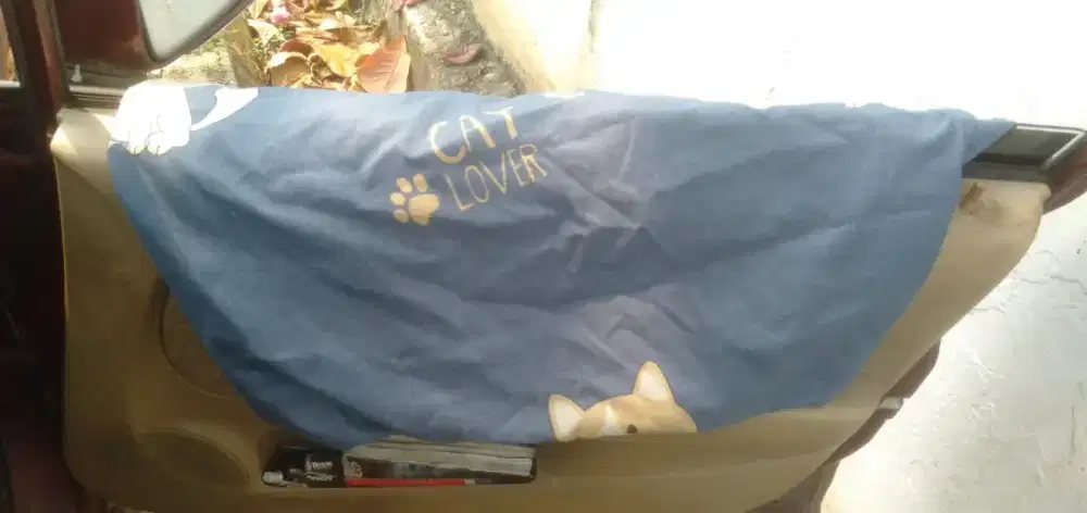 Ada kah laku di jual 11 buah sarung bantal  untuk usaha kost,rumah