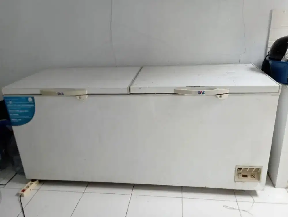 Chest Freezer Gea AB-750-R