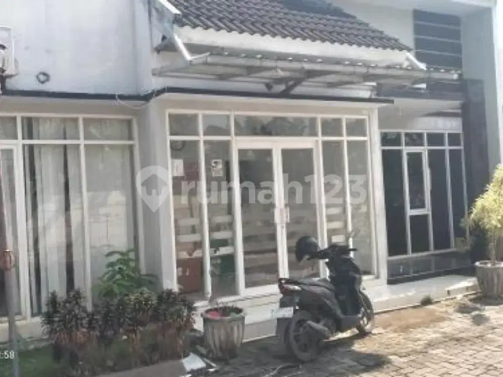 Rumah Murah Bagus Siap Huni di Genuk A5925