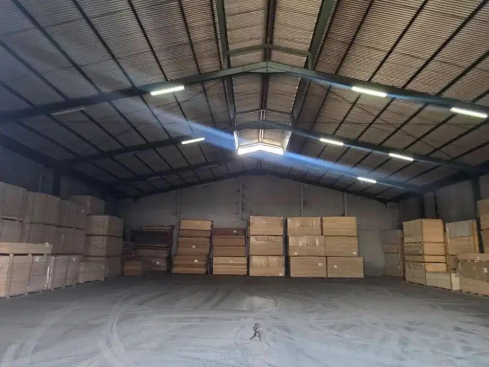 Gudang Strategis Siap Pakai di Cibolerang Bandung