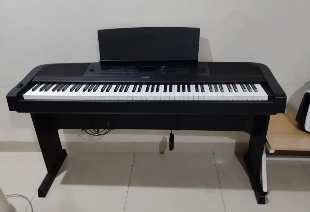 Preloved Yamaha Portable Grand DGX-670

. Sudah termasuk buku manual