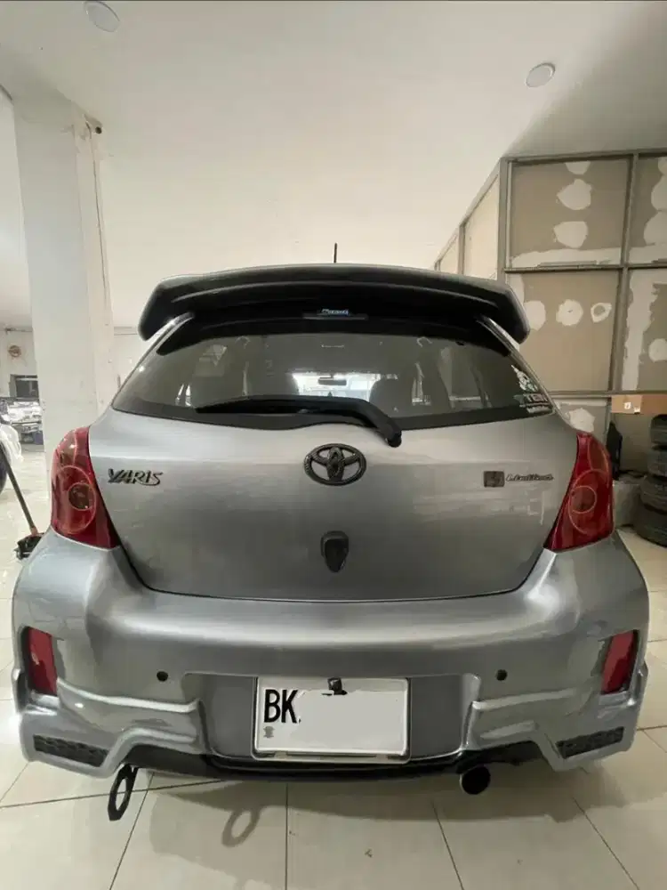 TOYOTA YARIS S LIMITED