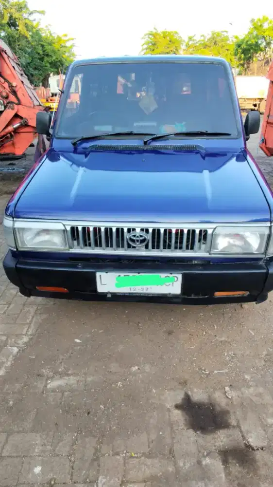 Toyota Kijang KF50 Long 6 speed Surabaya