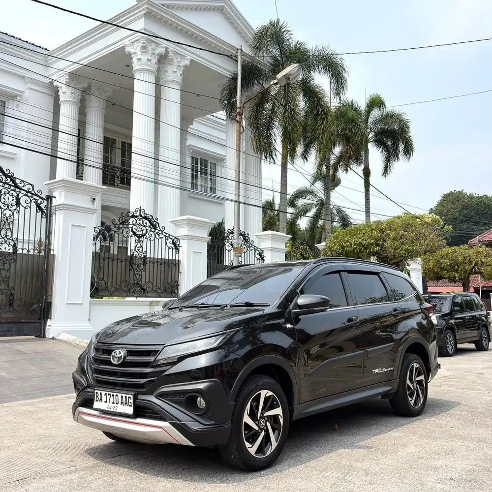 Rush trd automatic 2018 istimewa km 60 rb an