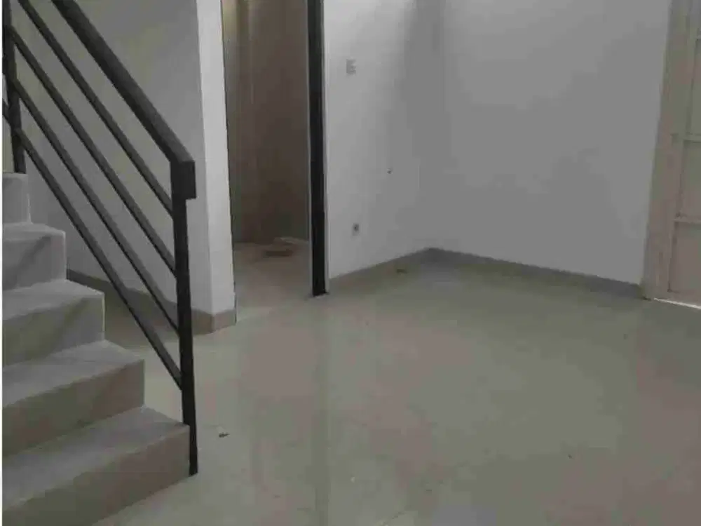 Sewa ruko komersil gandeng 5 Ciputat sarua ( baru renovasi full ) Tangerang selatan