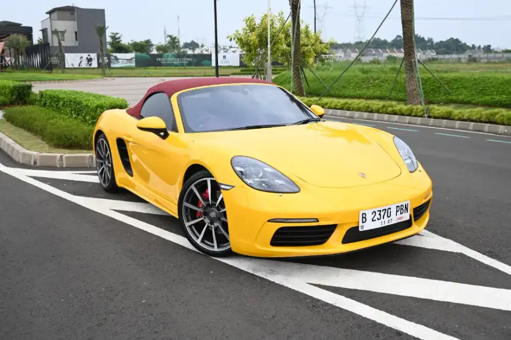 (Low odo) Porsche 718 boxter S ATPM 2017