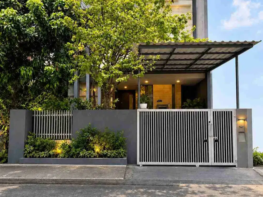Dijual Rumah Rapi Siap Huni di Intercon Kebun Jeruk